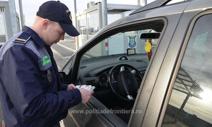 Mii de flacoane cu toxină botulinică descoperite în microbuzul care venea din Bulgaria spre Germania
