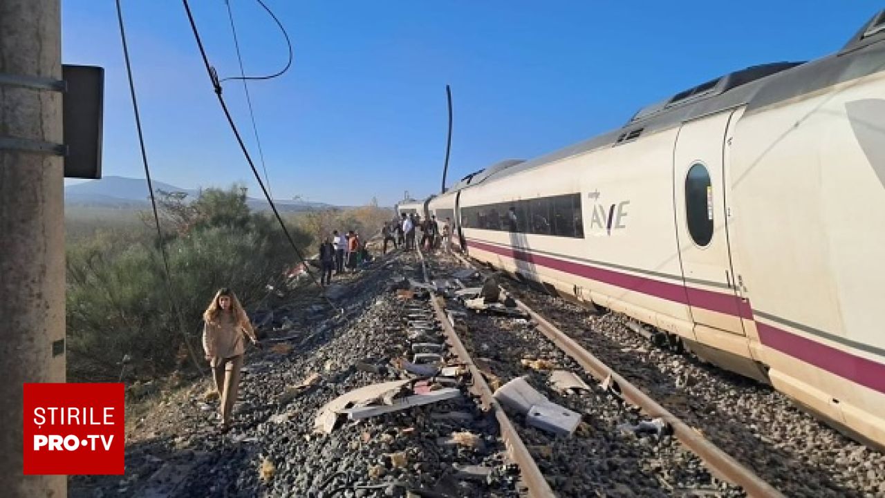 Coliziune între două trenuri de mare viteză în Spania: două vagoane au deraiat pe linia Madrid-Andaluzia