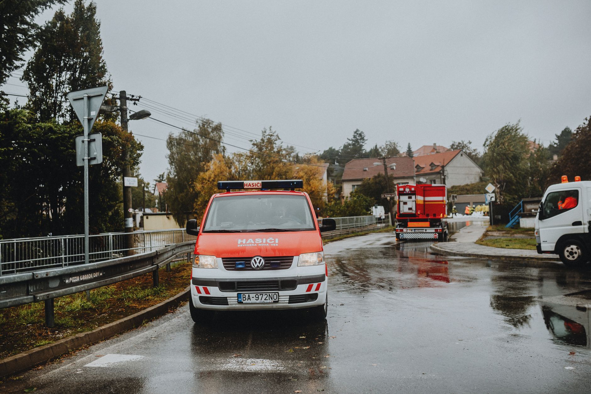 Tentativă de sinucidere în Roman: o femeie de 58 de ani a folosit o butelie cu gaz