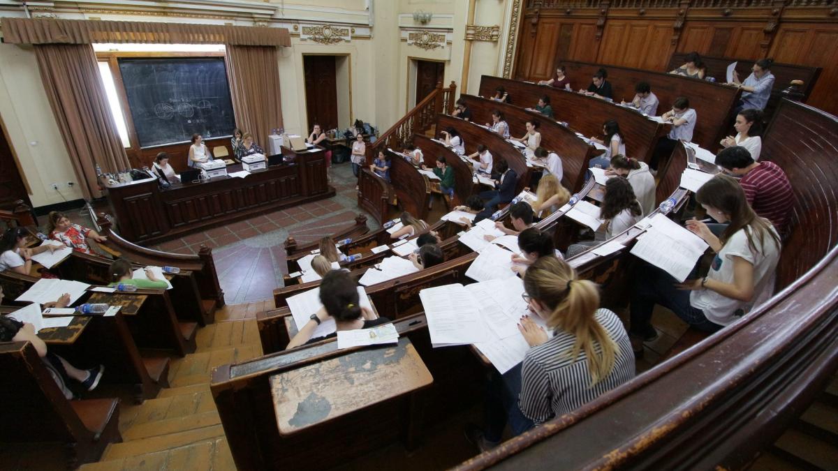 Peste 36.000 de studenți vor primi burse sociale de 925 de lei lunar în anul universitar 2026-2027
