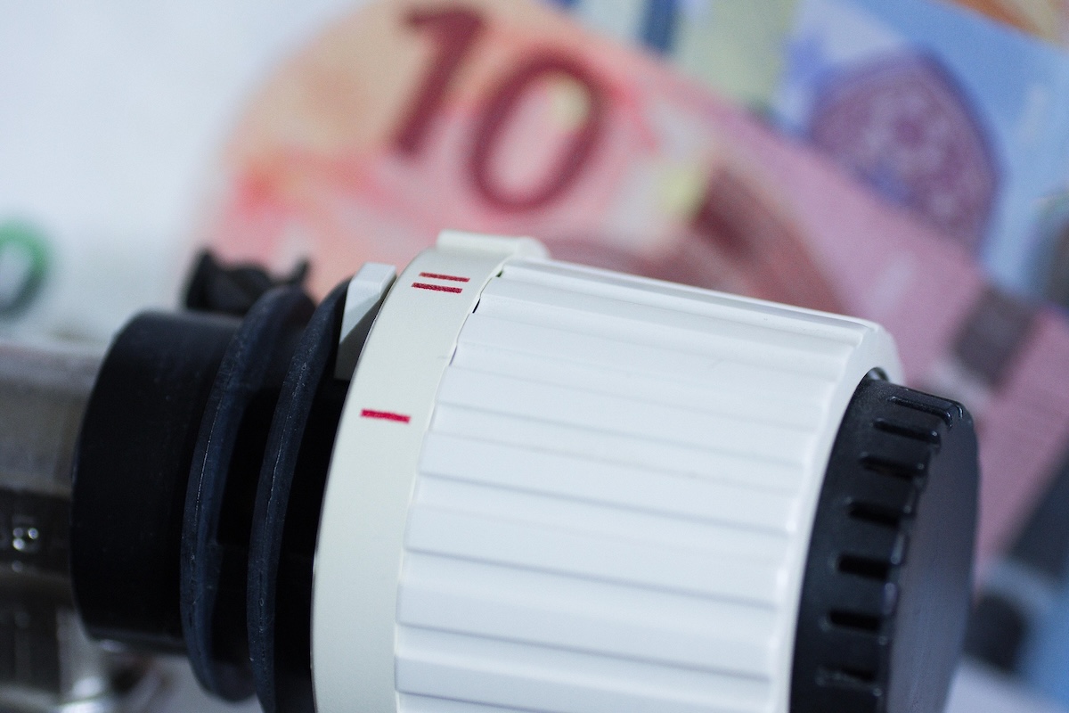 Calorifere reci în București: Asociațiile de proprietari nu pot închide vana generală fără acordul tuturor