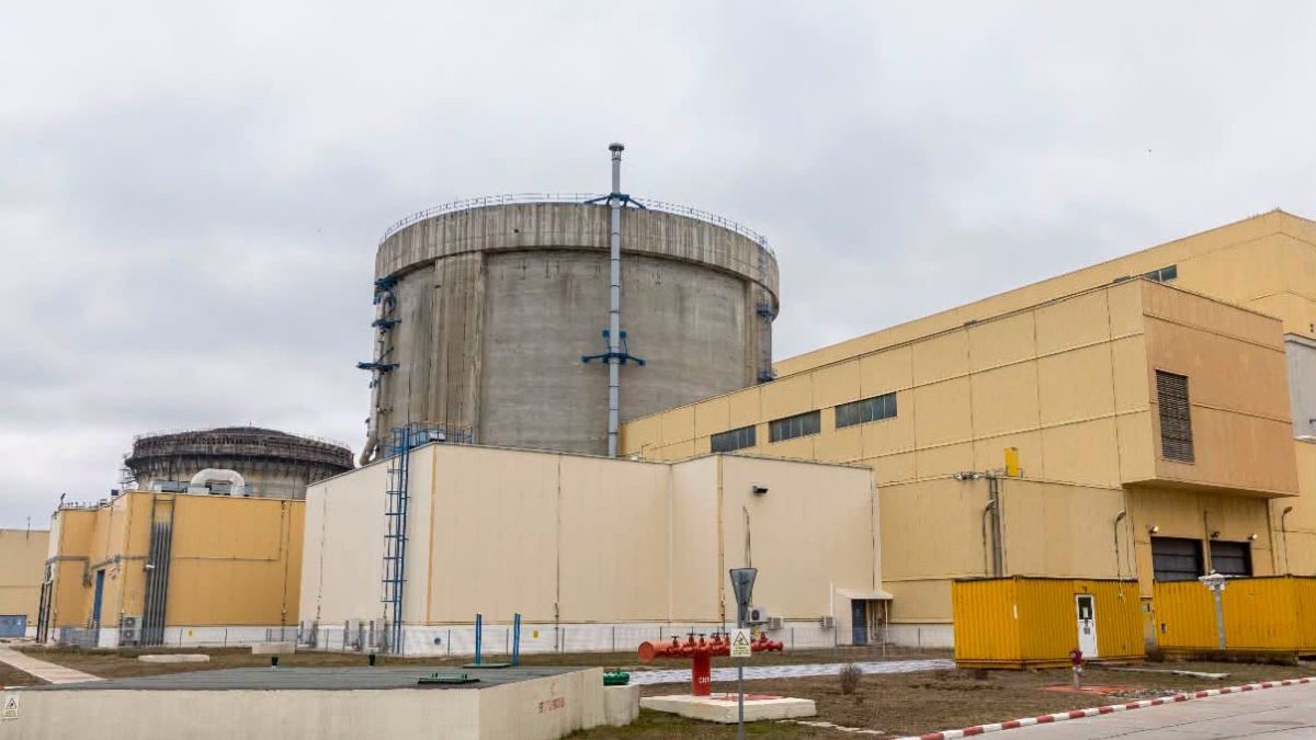 Starea de alertă la Centrala Nucleară Cernavodă este prelungită cu o lună din cauza nivelului scăzut al Dunării
