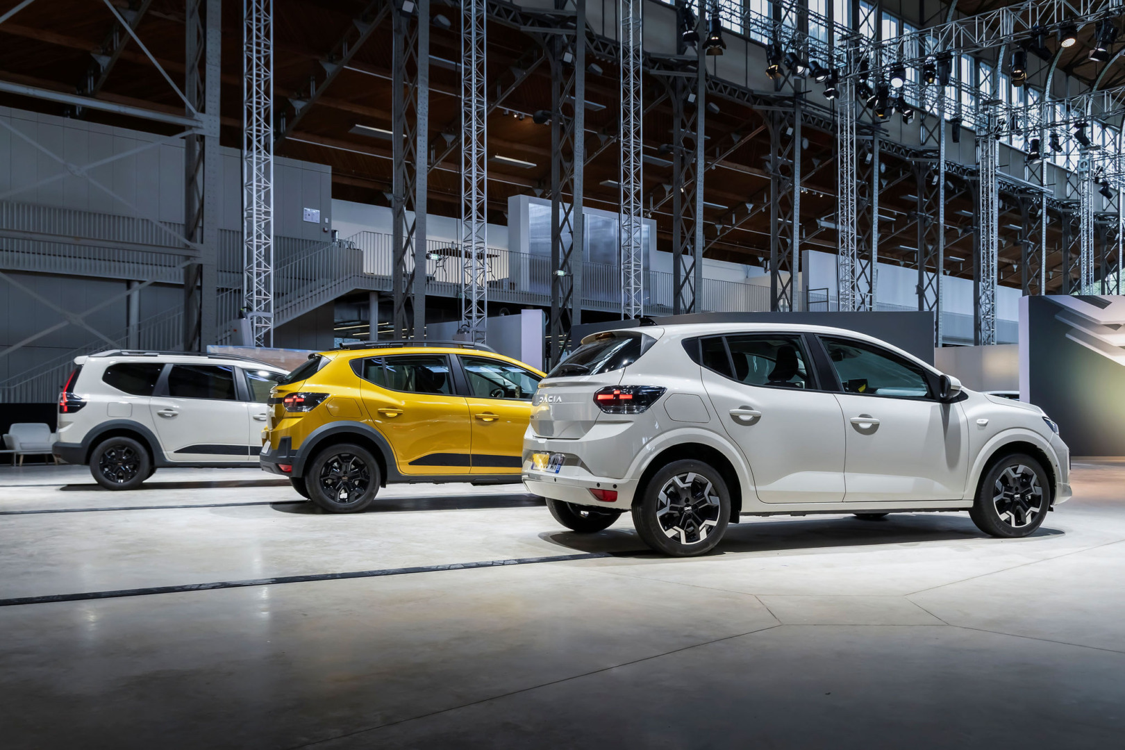 Vânzările Dacia au scăzut cu aproape 10% în primele nouă luni ale anului 2026