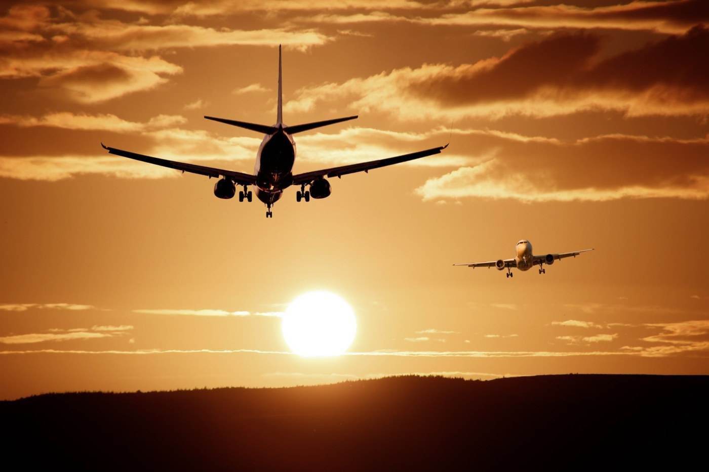 Compania DAN AIR cere demisia conducerii Netopia și a directorului Aeroportului Bacău