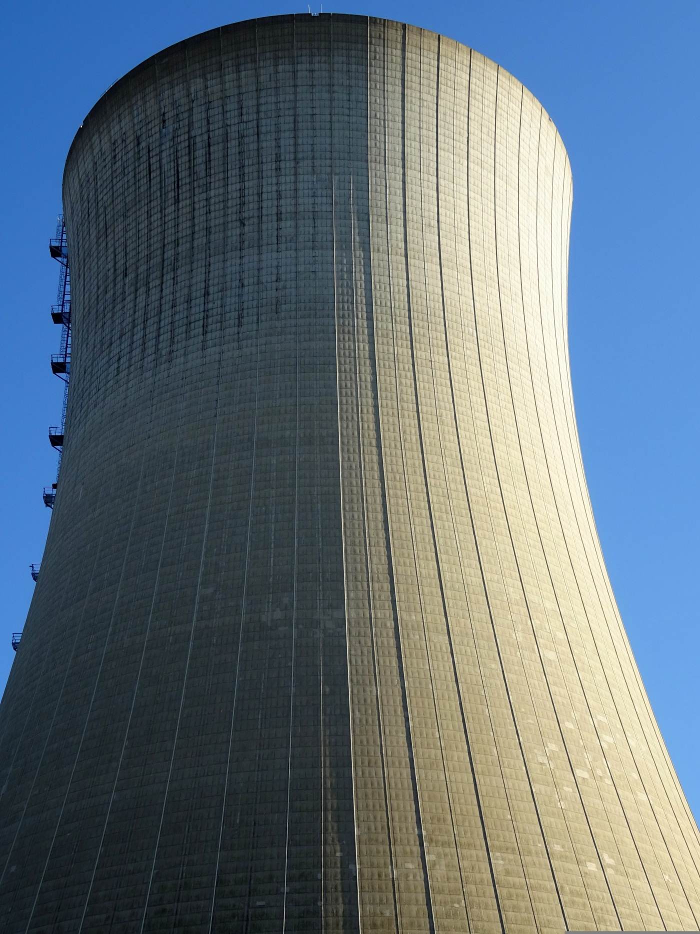 Unitățile 1 și 2 ale centralei de la Cernavodă rămân oprite din cauza nivelului scăzut al Dunării