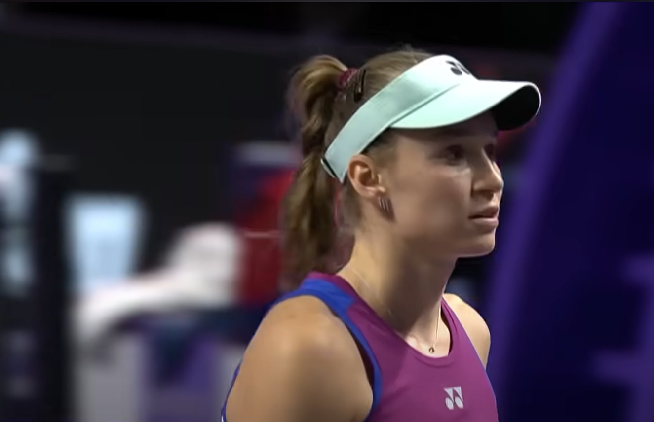 Elena Rybakina se retrage de la turneul WTA 500 Tokyo din cauza unei accidentări