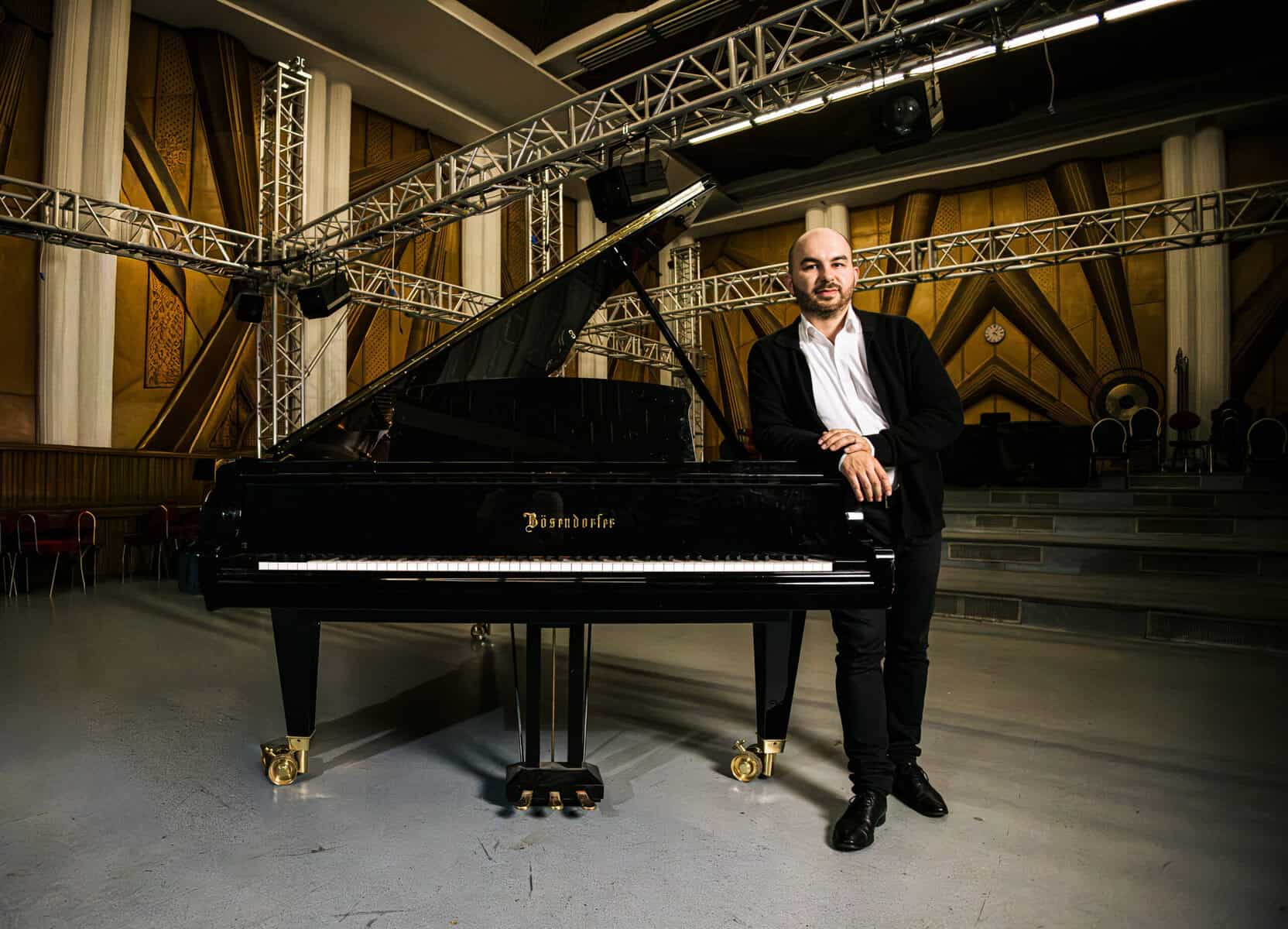 Pianul de concert Bösendorfer Imperial revine pe scena Sălii Radio după 15 ani de inactivitate