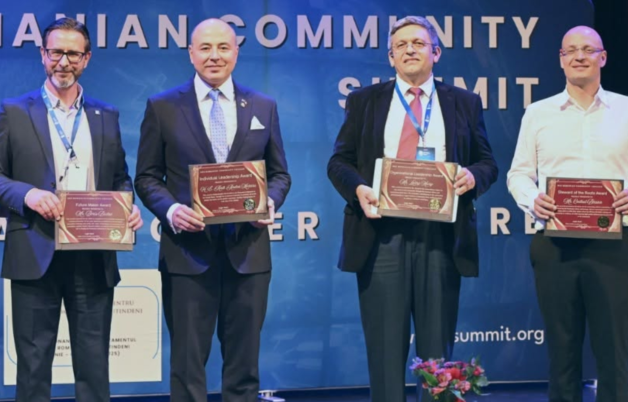 Summitul Comunității Române din Chicago: Întâlnire între lideri, antreprenori și sportivi de renume