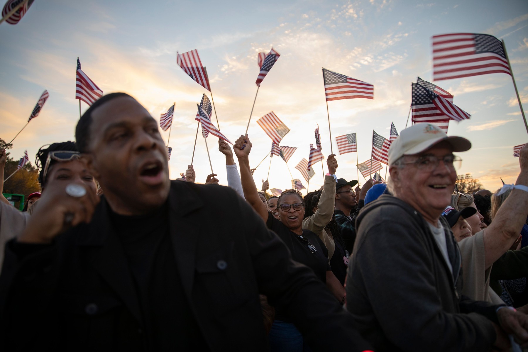 Record de participare în SUA: Peste 47 de milioane de americani au votat deja anticipat