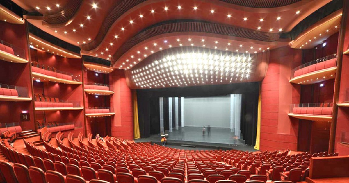 Controverse la Teatrul Național din București: Angajarea lui Felix Alexa provoacă reacții și amenințări cu boicot