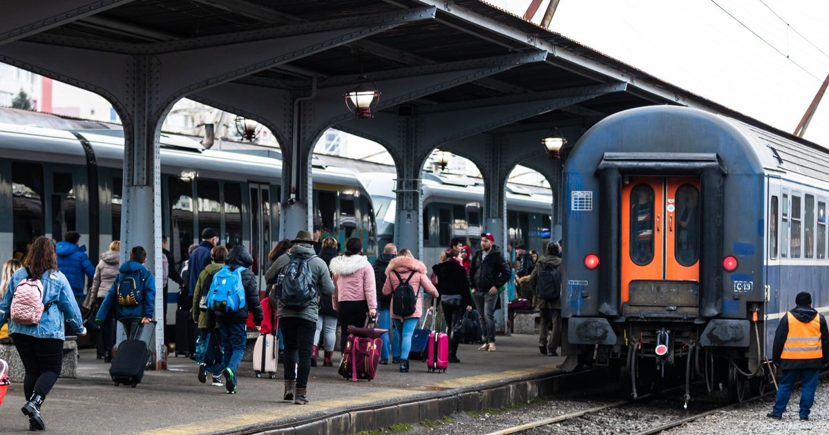 Accident grav în Gara de Nord: o persoană a fost lovită de un tren internațional