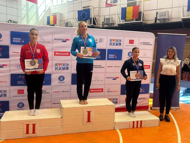 Sabrina Maneca-Voinea și Petar Vefic domină la Campionatele Naționale de gimnastică de la Galați
