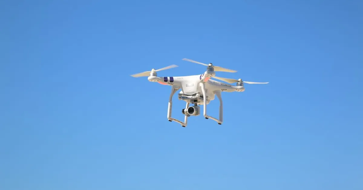 Trafic aerian suspendat în Luxemburg din cauza dronelor neautorizate. Autoritățile au deschis o anchetă