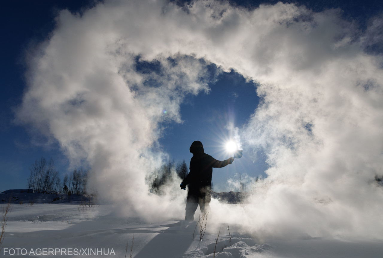 Un val de aer polar va aduce temperaturi mult mai mici și precipitații în România săptămâna viitoare