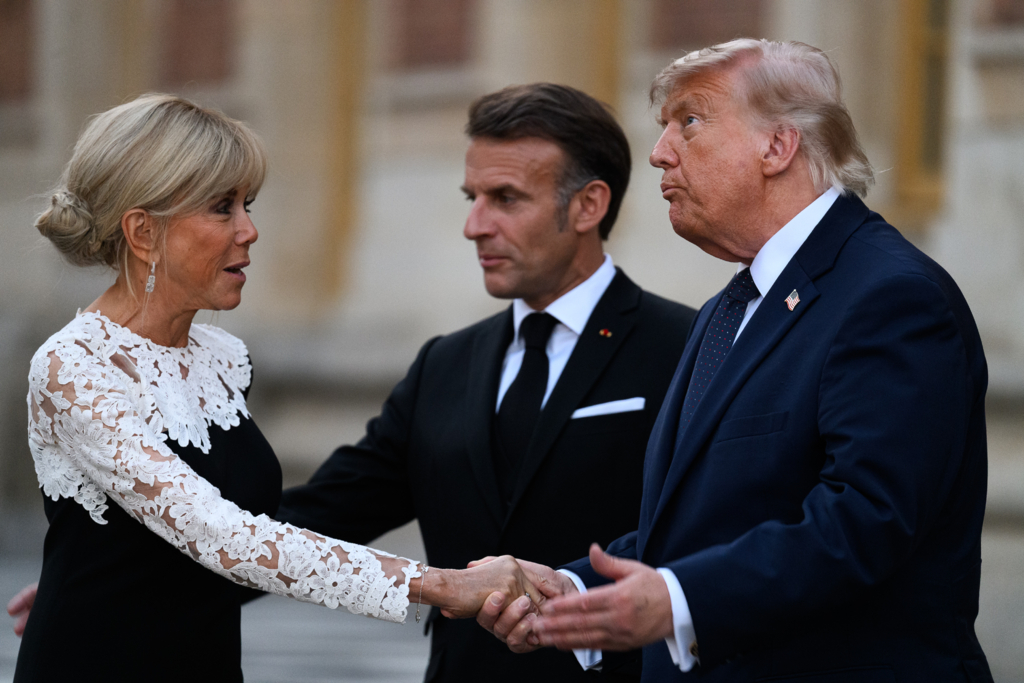 Emmanuel Macron și Mark Carney s-au întâlnit în Saint-Pierre și Miquelon pentru a întări cooperarea