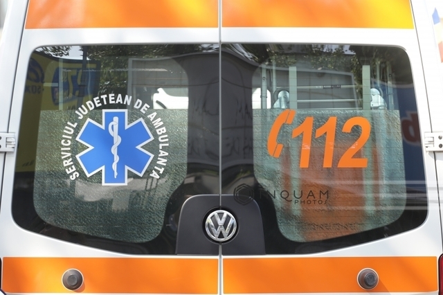 Accident tragic în Sectorul 3: Un copil de 6 ani a căzut de la etajul doi al unei clădiri