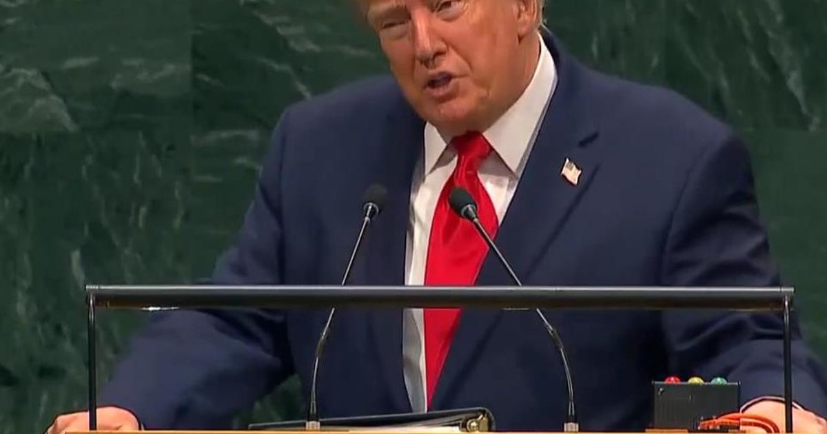 Donald Trump cere statelor membre să se retragă din Curtea Penală Internațională