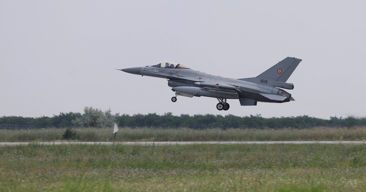Alertă aeriană la granița cu România: detectată o posibilă dronă în Ucraina și decolate avioane F-16