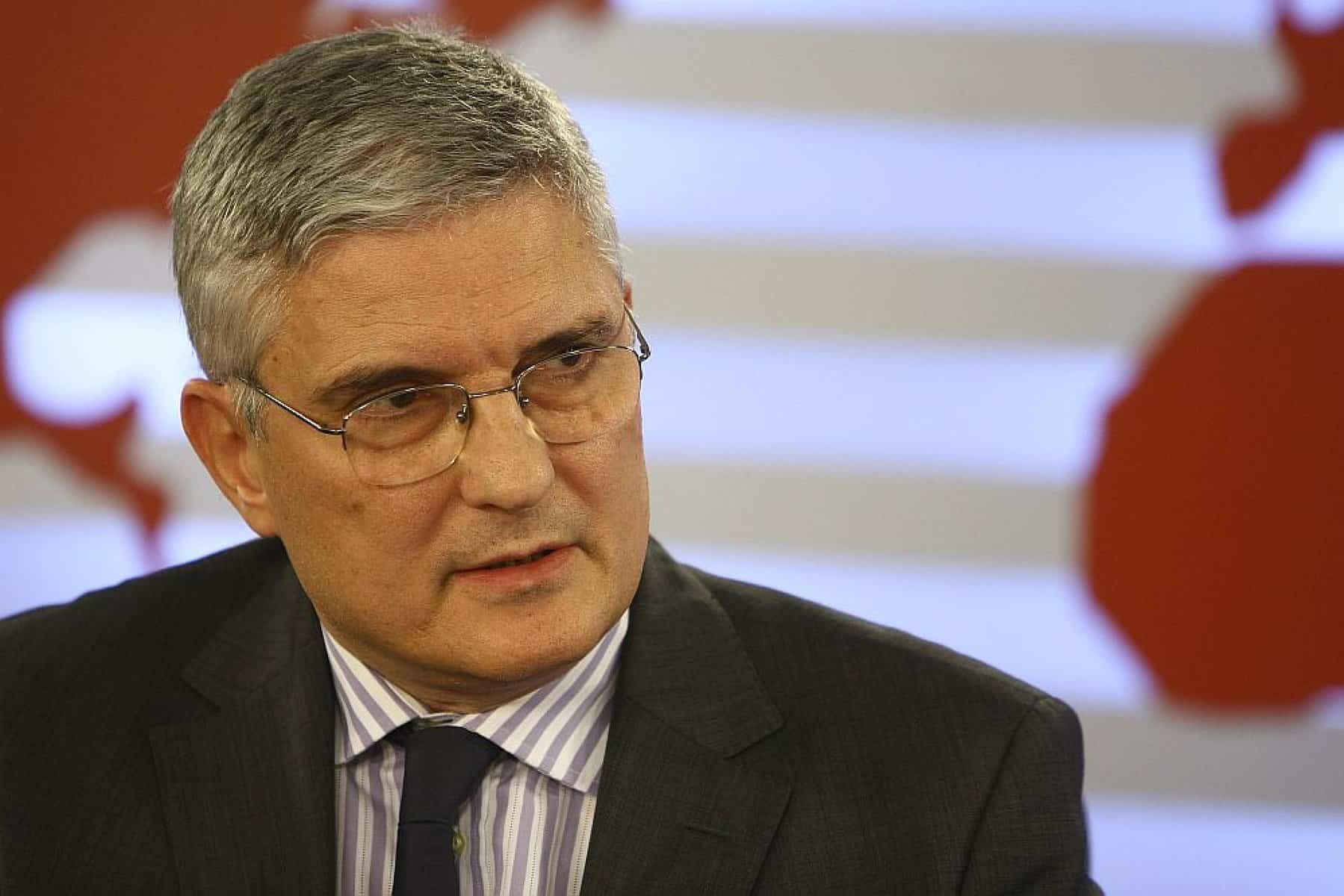 Daniel Dăianu avertizează: România traversează turbulențe economice și un „război civil intern”