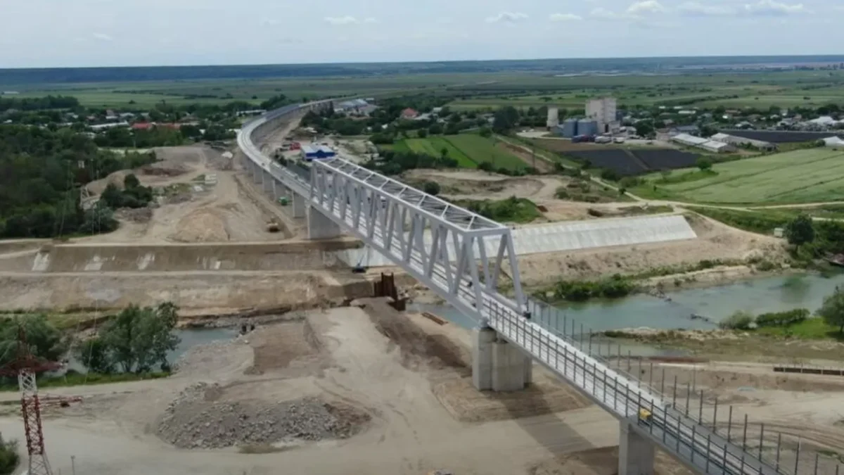Modernizarea căii ferate București–Giurgiu: lucrările au ajuns la 15% din stadiul fizic