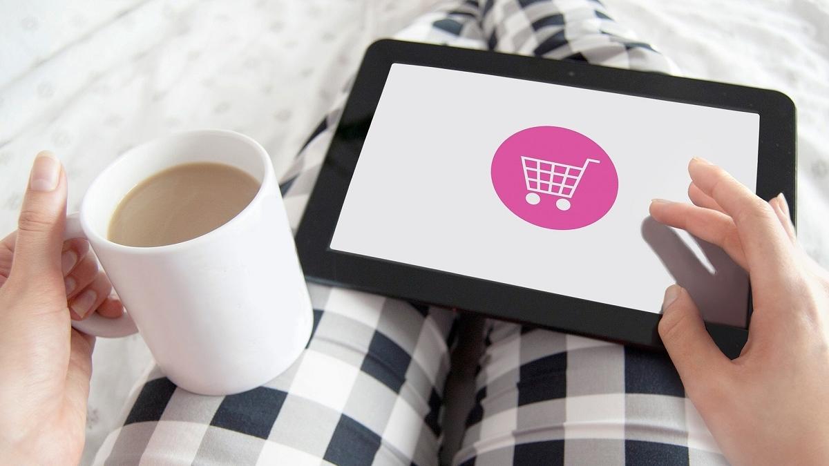 Taxe suplimentare pentru plata ramburs: Magazinele online încurajează tranzacțiile digitale