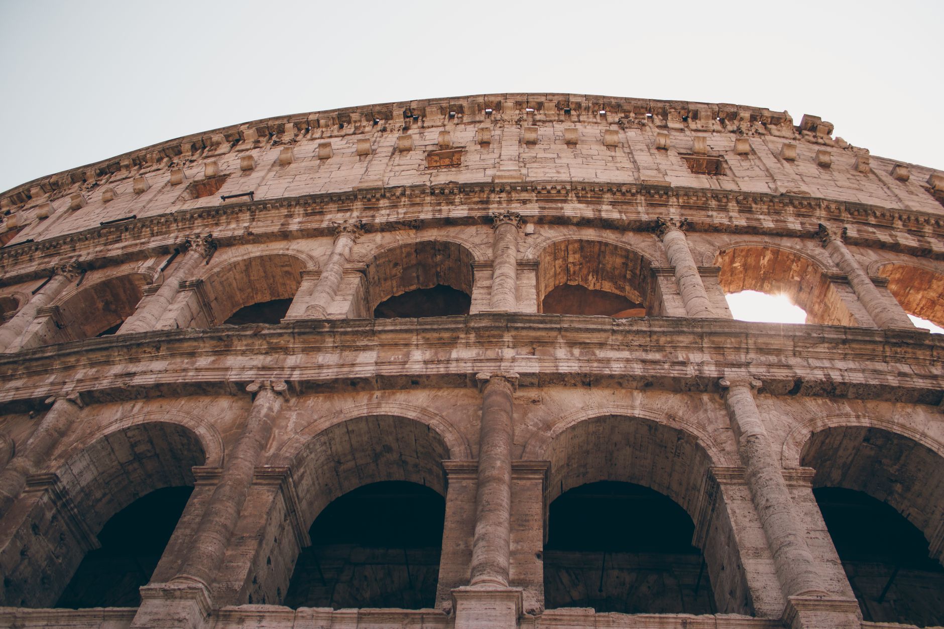 Colosseumul din Roma este închis temporar după un accident mortal în cadrul parcului arheologic