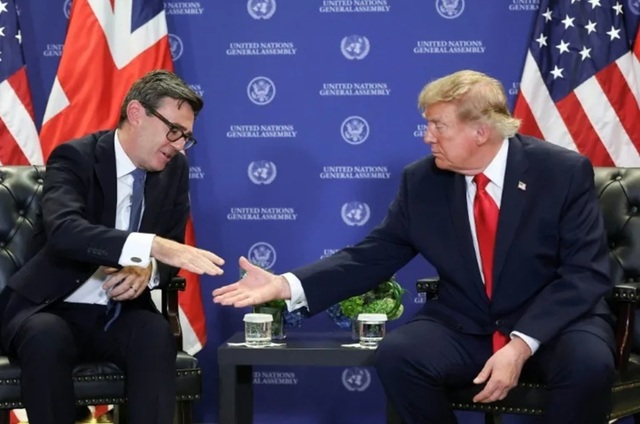 Regatul Unit este pregătit să renegocieze acordul privind arhipelagul Chagos sub presiunea lui Trump