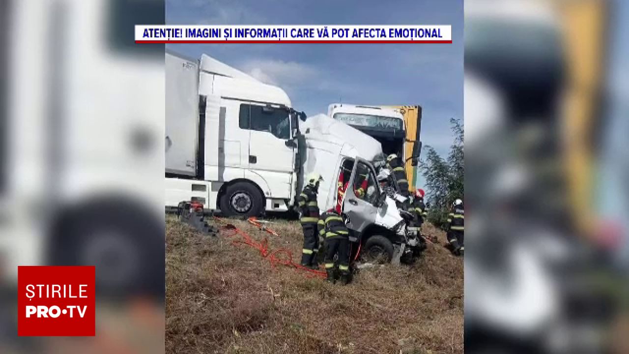 Accident teribil în Caraș-Severin: Două femei din Marea Britanie au murit după ce un microbuz a intrat pe contrasens