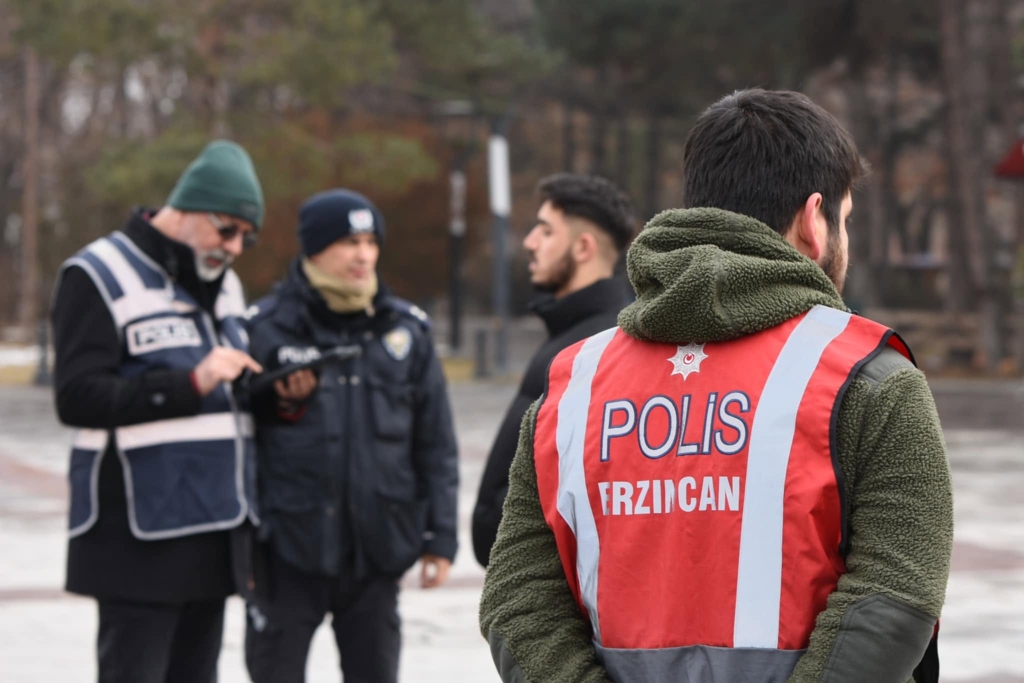 Turcia: Peste 160 de persoane au fost arestate în urma unor operațiuni împotriva comunității LGBTQ+