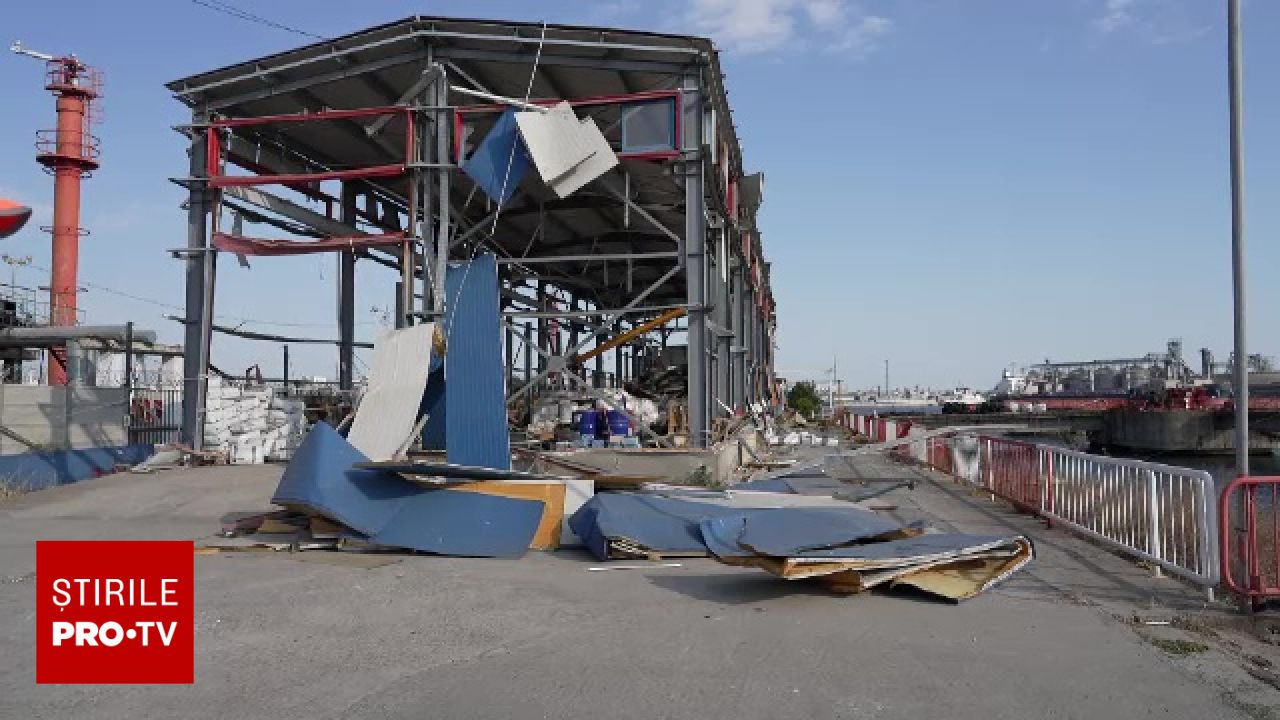 Clădirile ARSVOM din Portul Constanța rămân devastate la patru luni de la explozia dronei