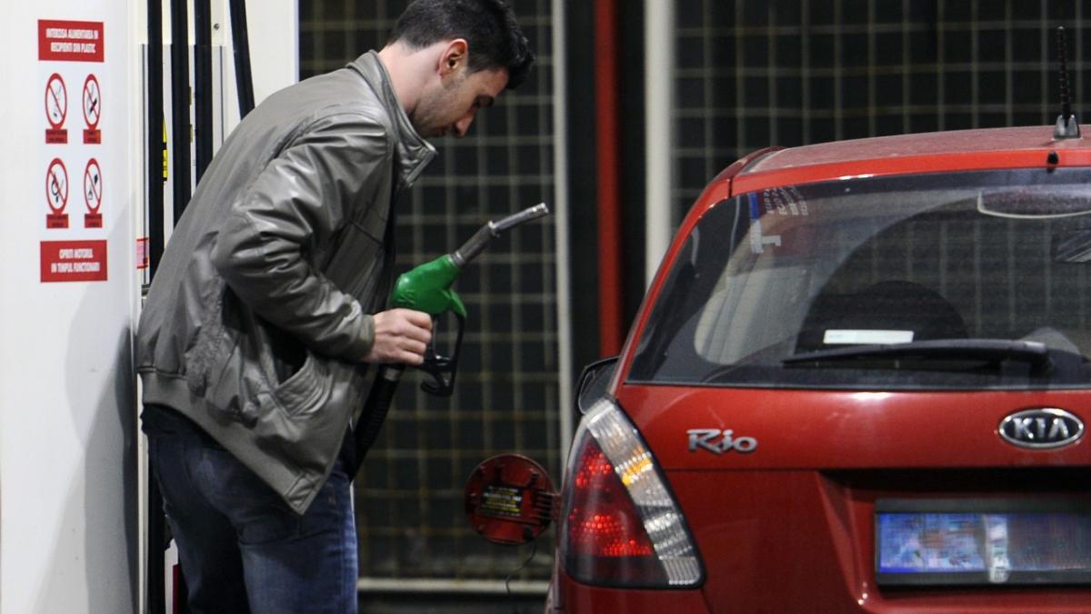 Prețurile la benzină și motorină rămân ridicate în România. Cât costă carburanții vineri, 25 septembrie