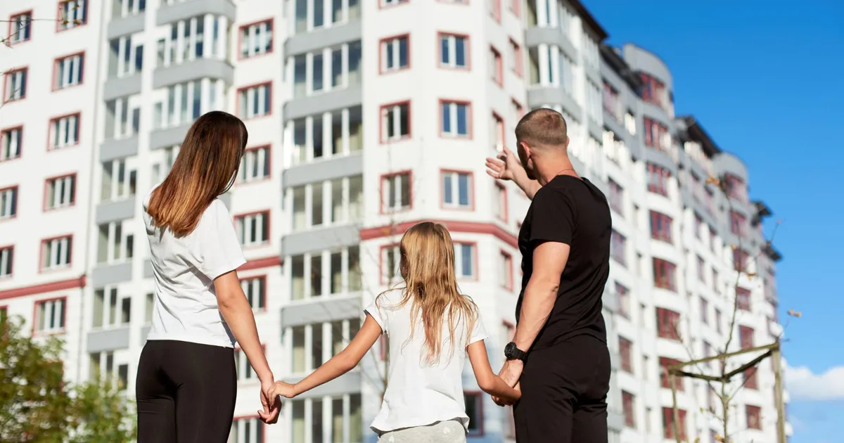 Reguli pentru întreținere: când trebuie declarate persoanele care locuiesc temporar în apartament