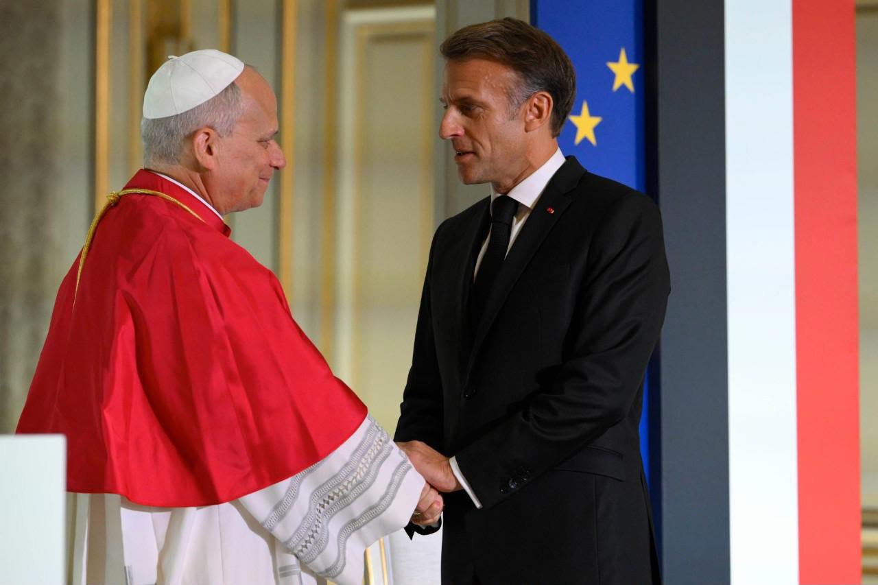 Papa Leon al XIV-lea în Franța: vizită oficială de patru zile cu scopuri diplomatice și religioase