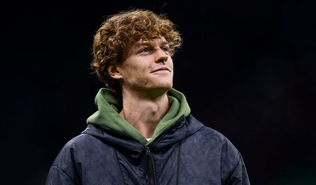 Jannik Sinner se retrage de la China Open din cauza unei accidentări la genunchi