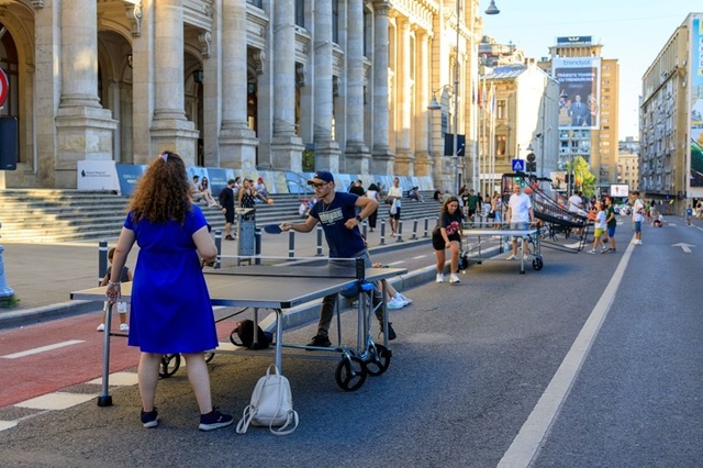 Weekend plin de sport și istorie în București: Piața Revoluției devine muzeu în aer liber