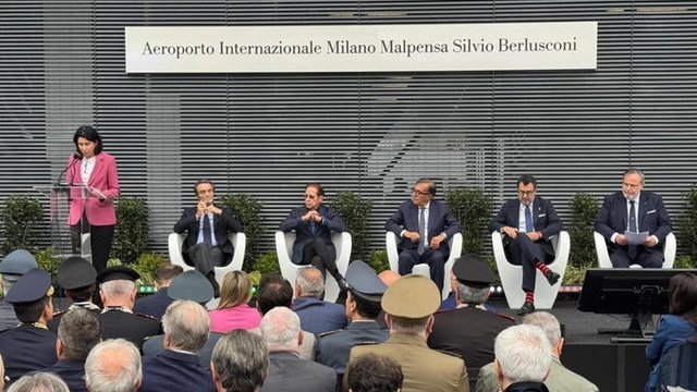 Aeroportul Milano-Malpensa poartă oficial numele lui Silvio Berlusconi după un conflict juridic de doi ani