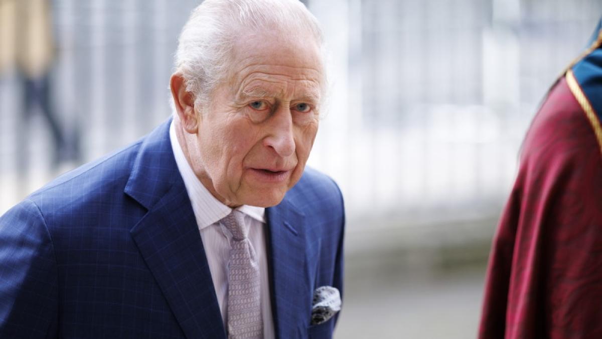 Regele Charles a făcut o glumă dureroasă despre propria viață în timpul unei vizite în Scoția