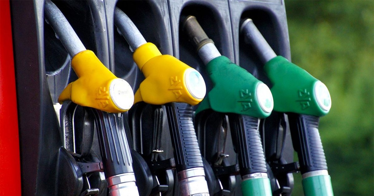 Prețurile carburanților pe 26 septembrie: Diferențe de preț la benzină și motorină între marile rețele