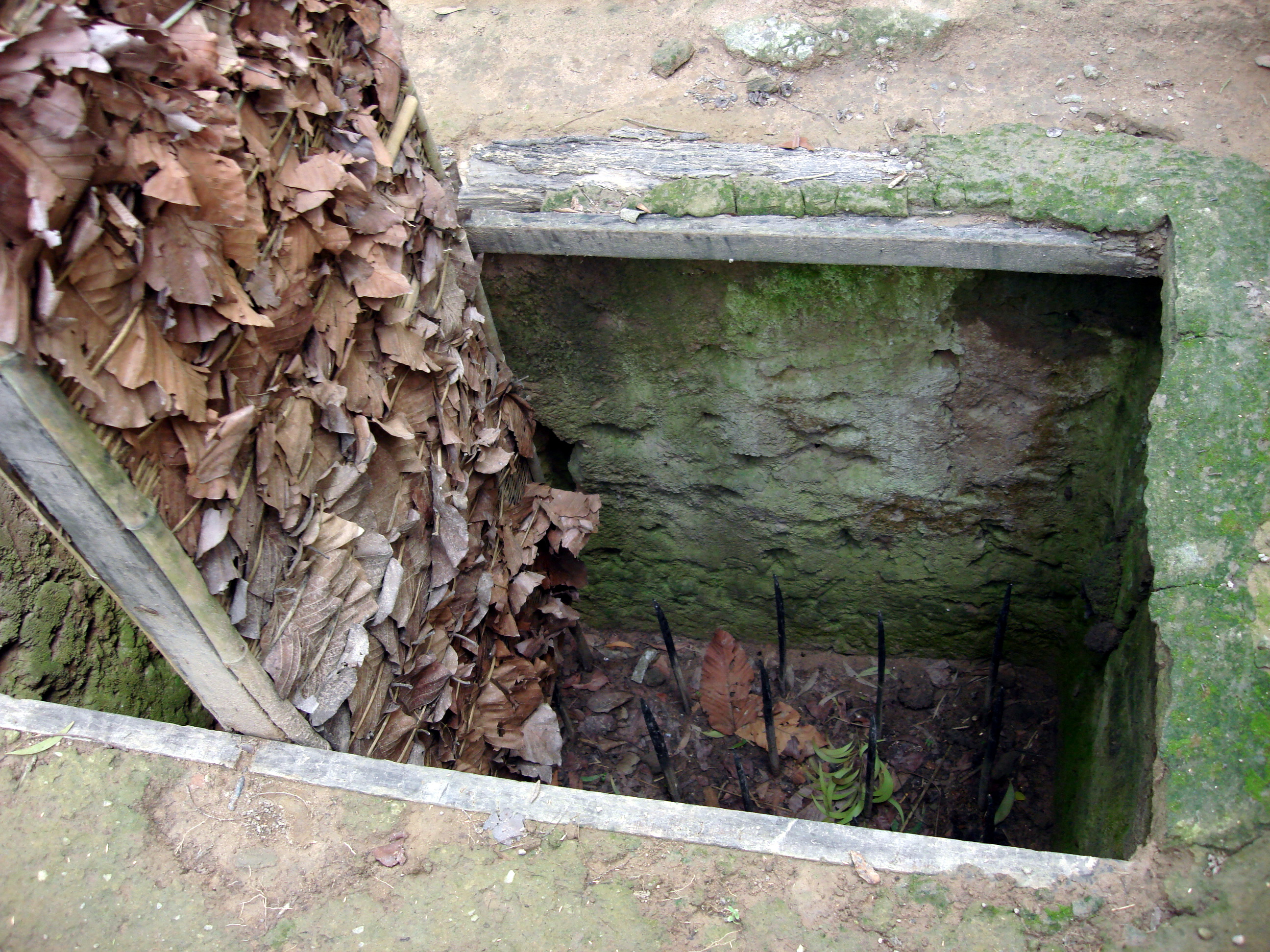 Inginerie de supraviețuire în Vietnam: Cum a supraviețuit un sat întreg bombardamentelor prin tuneluri subterane
