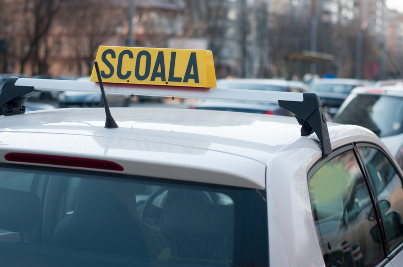 Elev de 43 de ani prins băut la volan în timpul orelor de practică la o școală de șoferi din Giurgiu