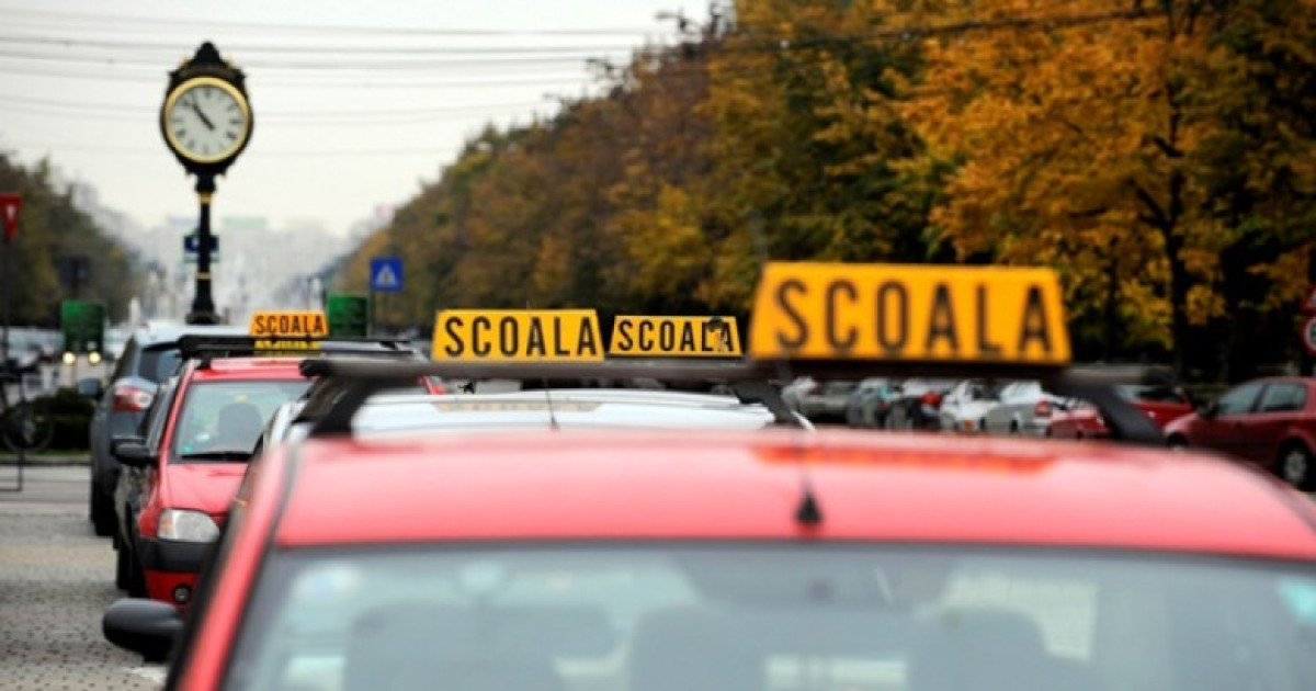 Elev de la o școală de șoferi din Giurgiu, prins cu alcool în organism în timpul orelor de practică