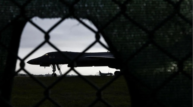 Ancheta antiteroristă a început în Marea Britanie după un incident major lângă baza US Air Force