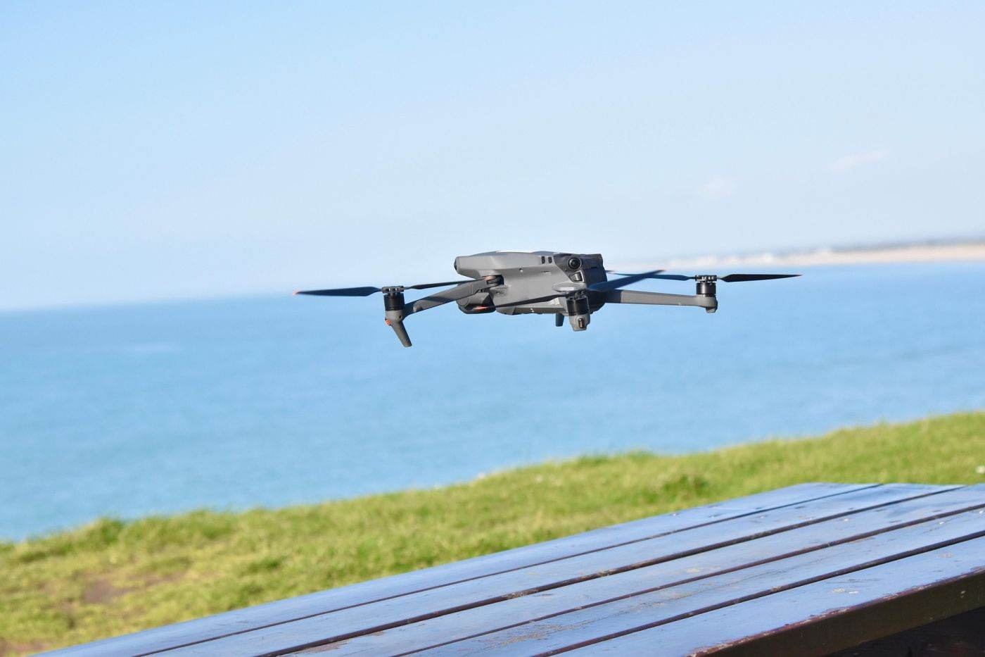 O dronă a intrat în spațiul aerian al României în zona Costeștiului, a fost emis mesaj RO-ALERT în Tulcea