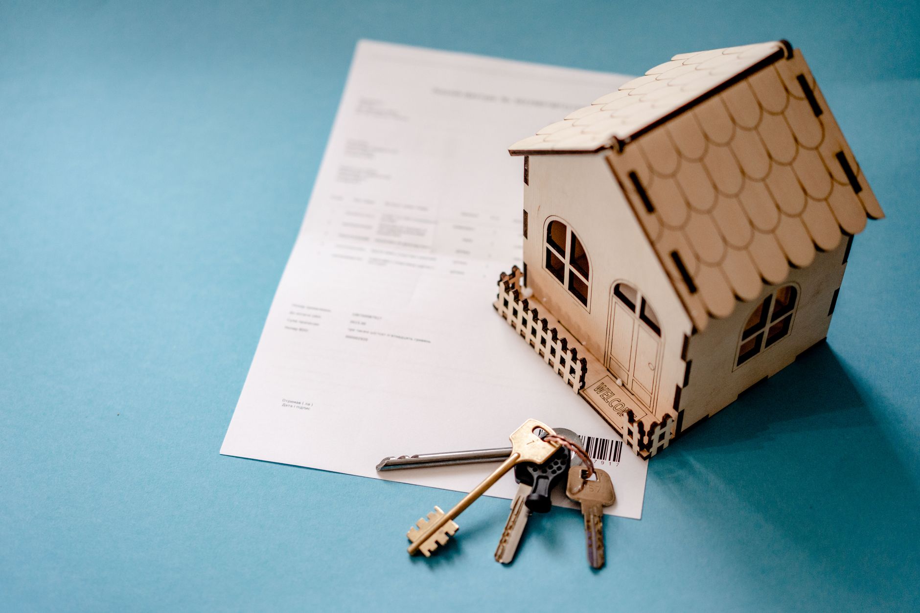 Accesibilitatea creditelor ipotecare rămâne stabilă: rata unui apartament din București reprezintă 55% din salariul mediu