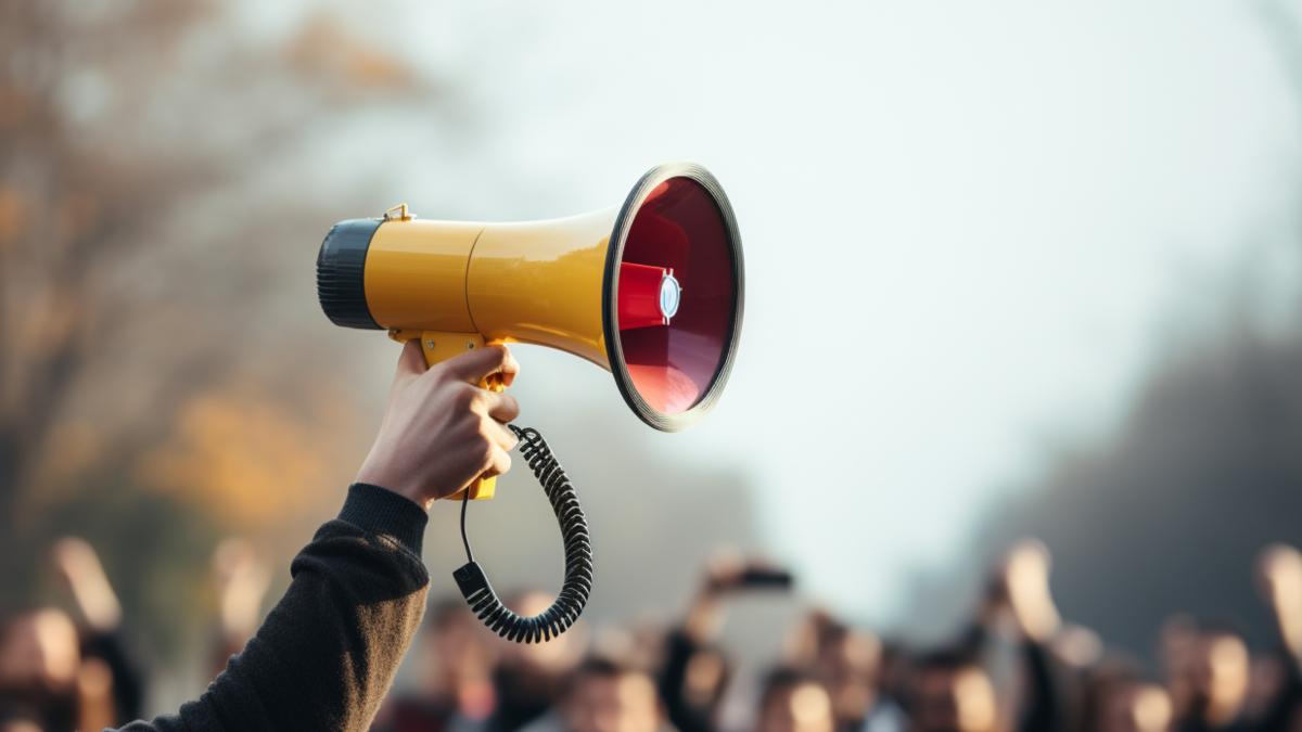 Jandarmeria va impune filtre de securitate în Piața Victoriei pentru un protest neautorizat