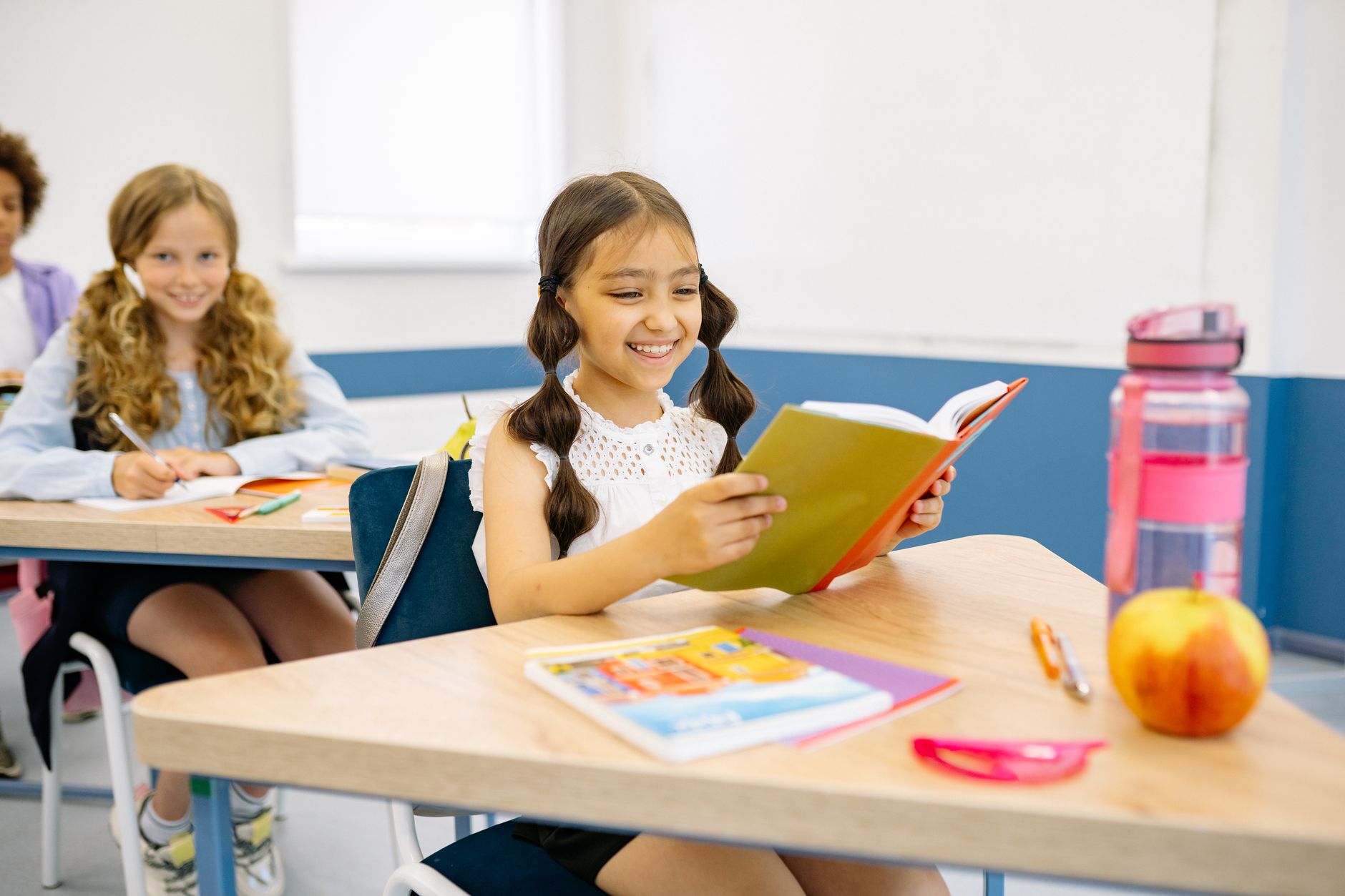 Ministerul Educației lansează program de 1,21 miliarde de lei pentru combaterea analfabetismului funcțional