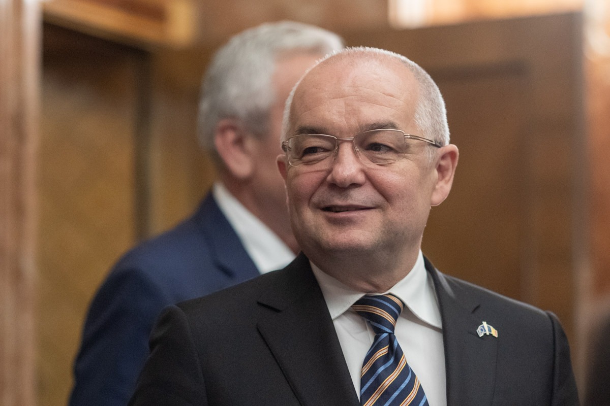 Liceul Onisifor Ghibu din Cluj-Napoca primește un amfiteatru în aer liber pentru activități educaționale