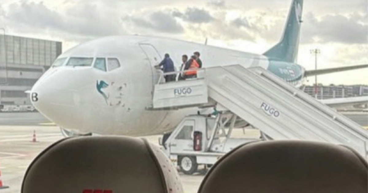 Un avion al Caspian Airlines a fost sechestrat pe pistă, în Istanbul, chiar înainte de decolare