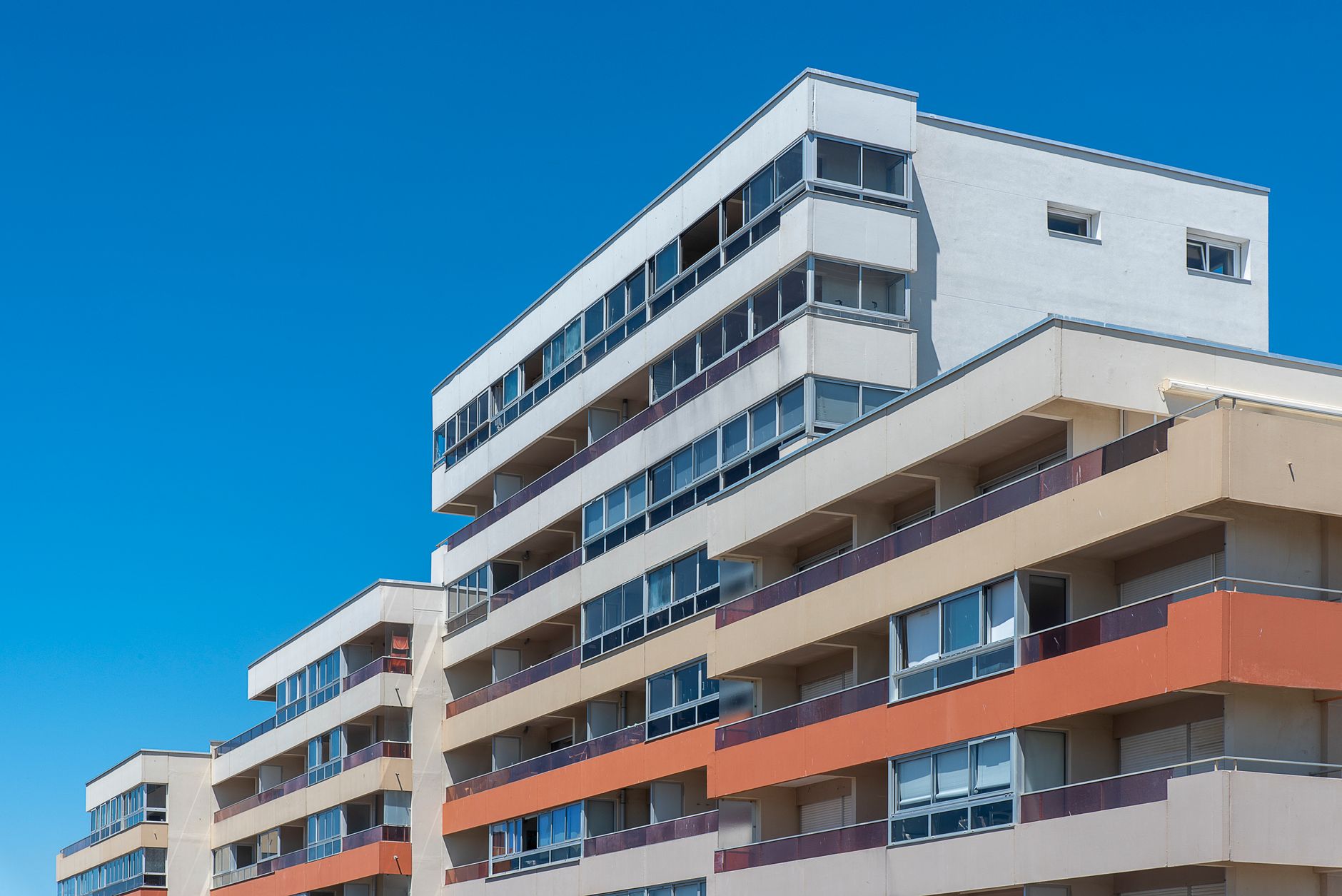 Guvernul Spaniei suspendă evacuările din locuințe până în 2030 pentru a combate criza imobiliară