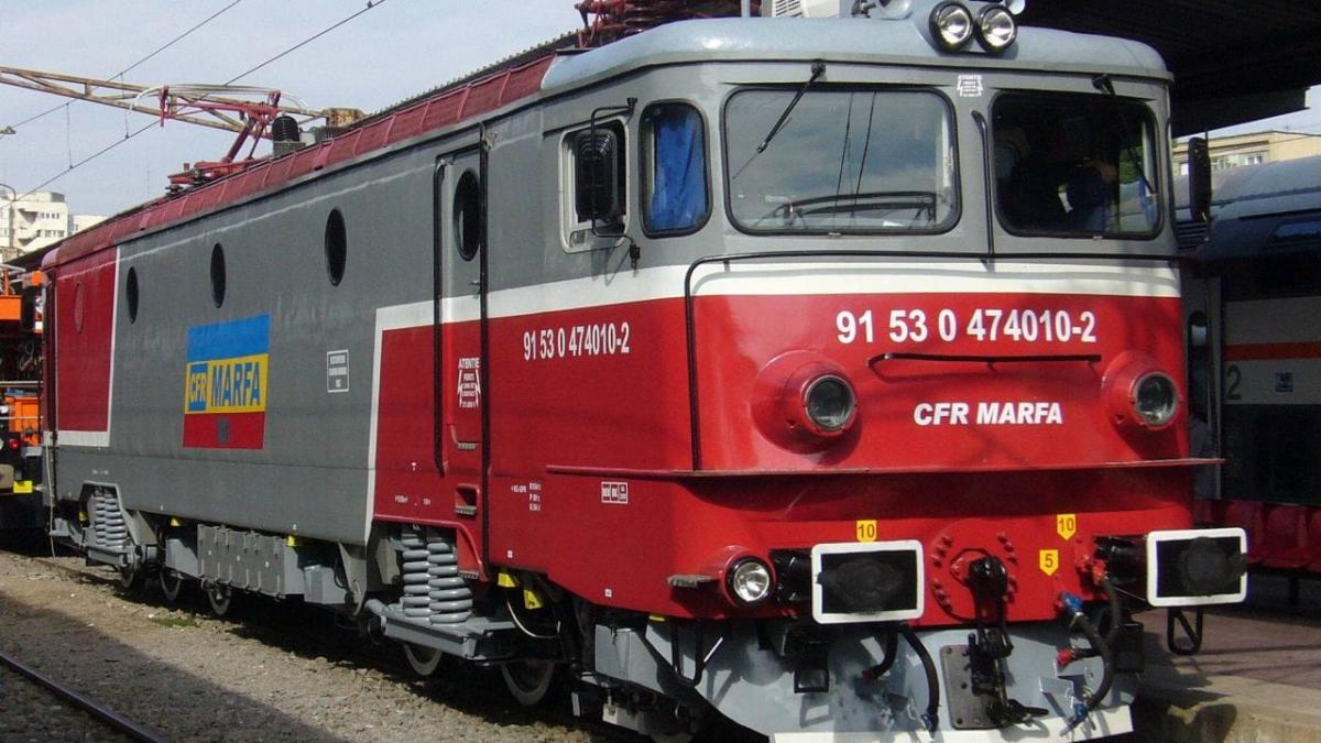 ANAF a început vânzarea bunurilor CFR Marfă: primele locomotive și mașini au fost licitate